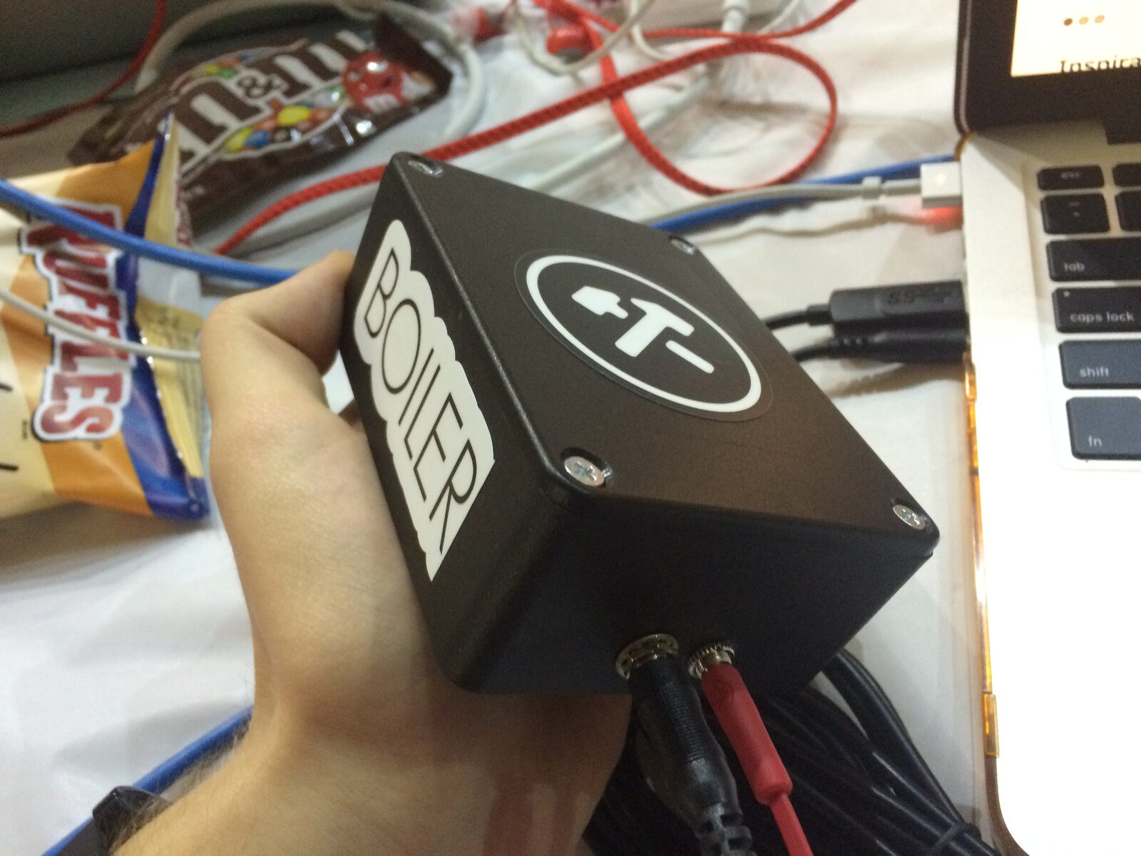 devocalizer box